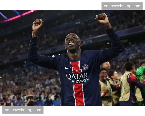 巴黎圣日耳曼2-0里尔登顶积分榜，登贝莱传射建功